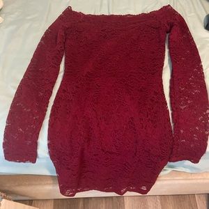 Maron dress from fashion nova, off the shoulders